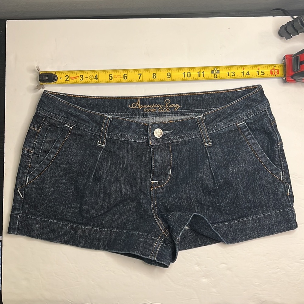 American Rag size 5 Blue Jean Shorts - Picture 2 of 3